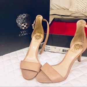 Vince Camuto nude strappy sandal